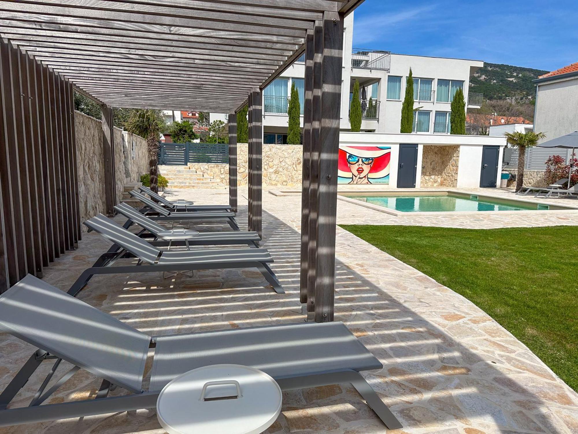 Apartment Baska - Main Building Bagian luar foto