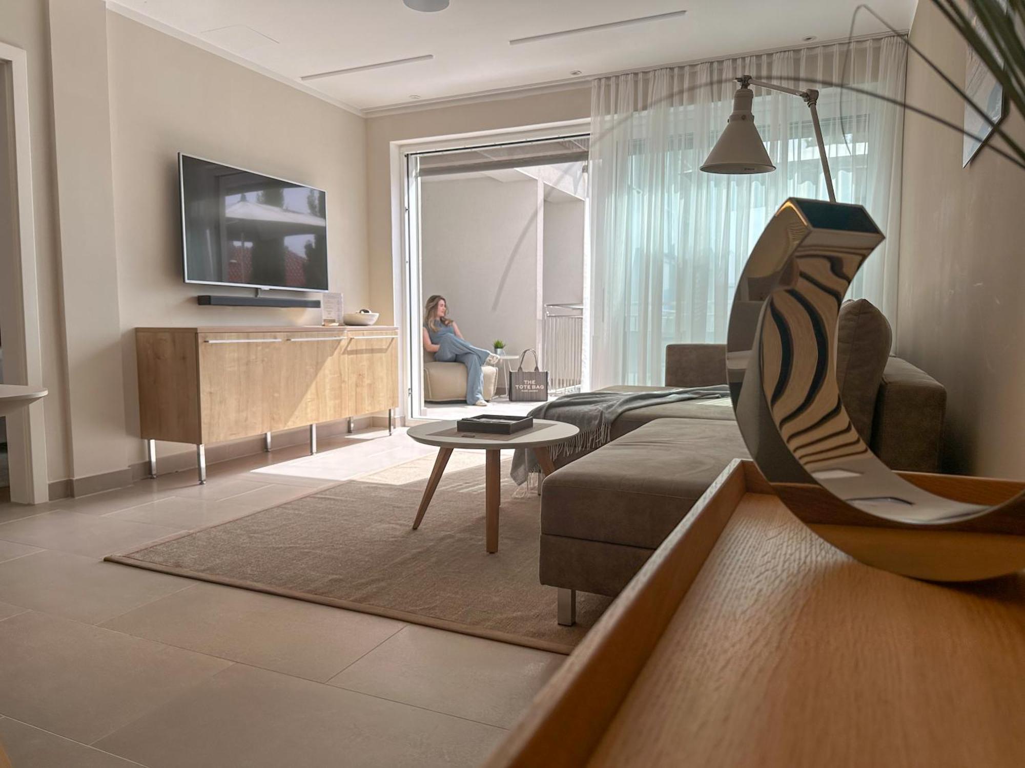 Apartment Baska - Main Building Bagian luar foto